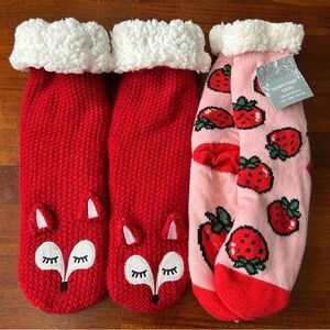 Sherpa Fox and Strawberry no skid socks bundle - two pairs‎
